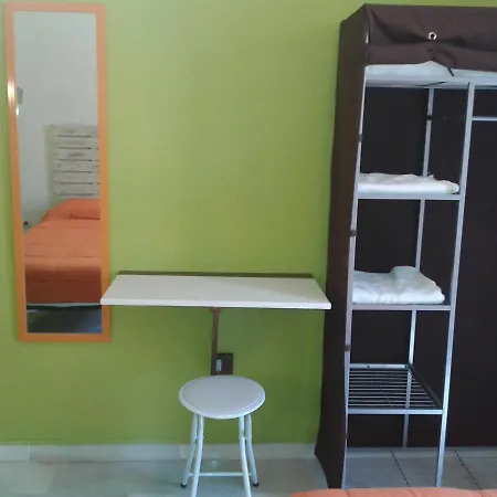 ホステル オールド タウン *