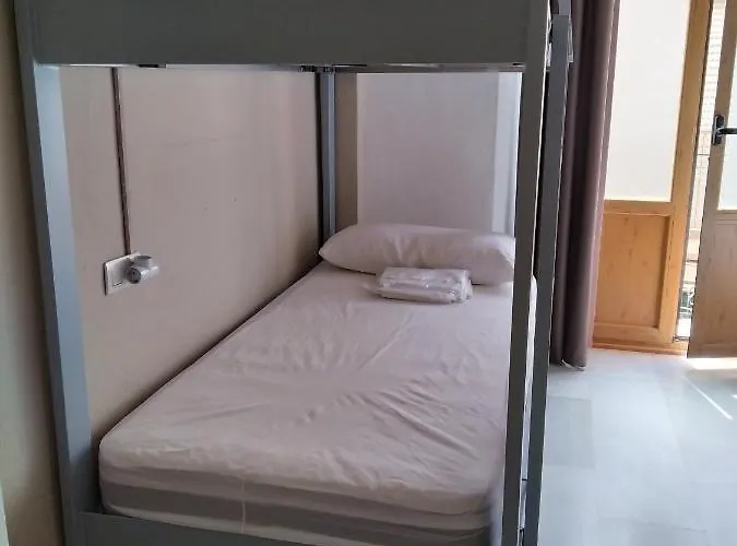 Old Town Hostal Granada