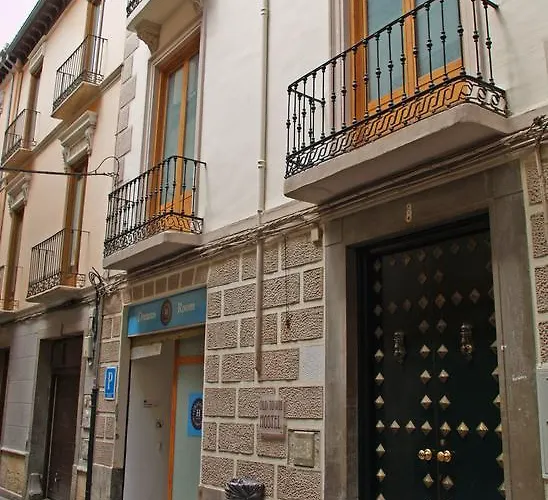 Old Town Hostal Granada