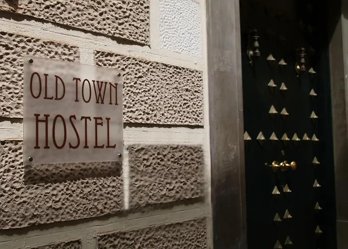 Hostal Old Town *