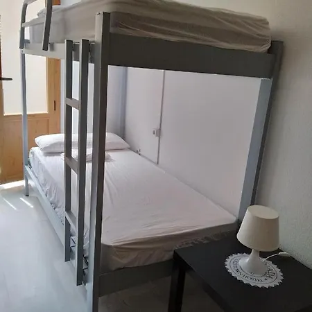 Old Town Hostal Granada