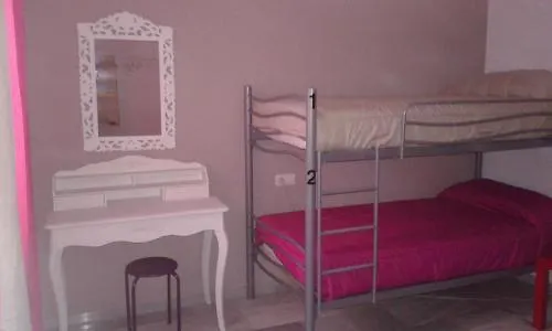 Hostal Old Town *
